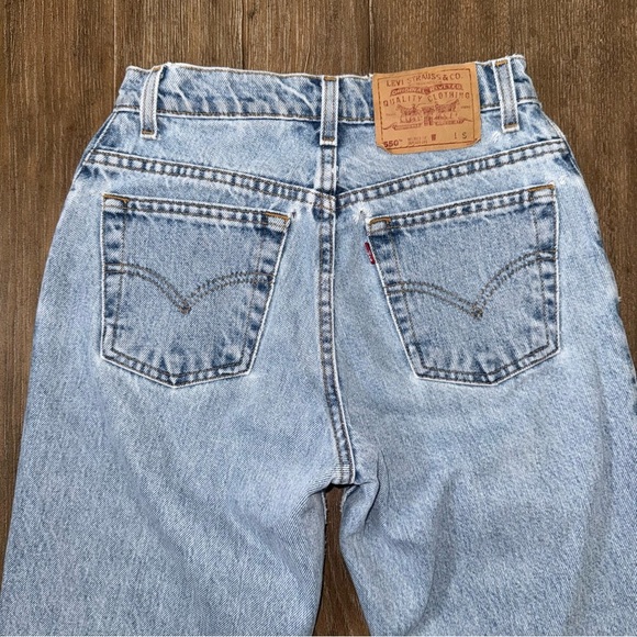 VINTAGE Levi 550 Women’s Relaxed Tapered Cut - Picture 13 of 15